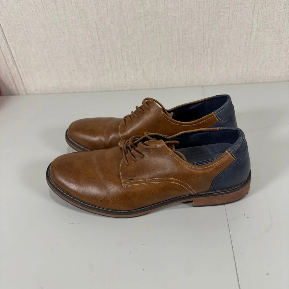 Izod kasson mens Oxford dress casual shoe size 9M dark tan and‎ navy blue